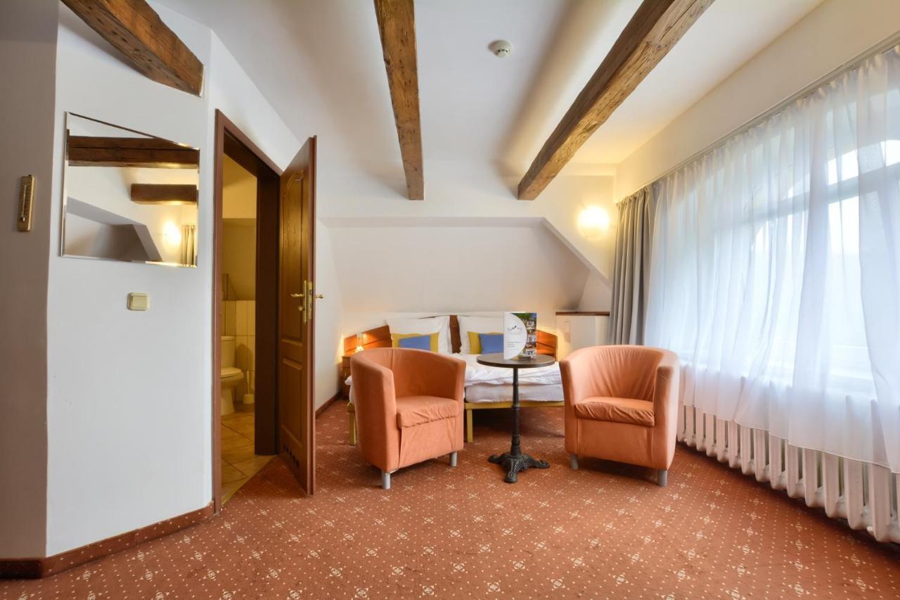Hotel Krysztal Swieradow-Zdroj Luaran gambar