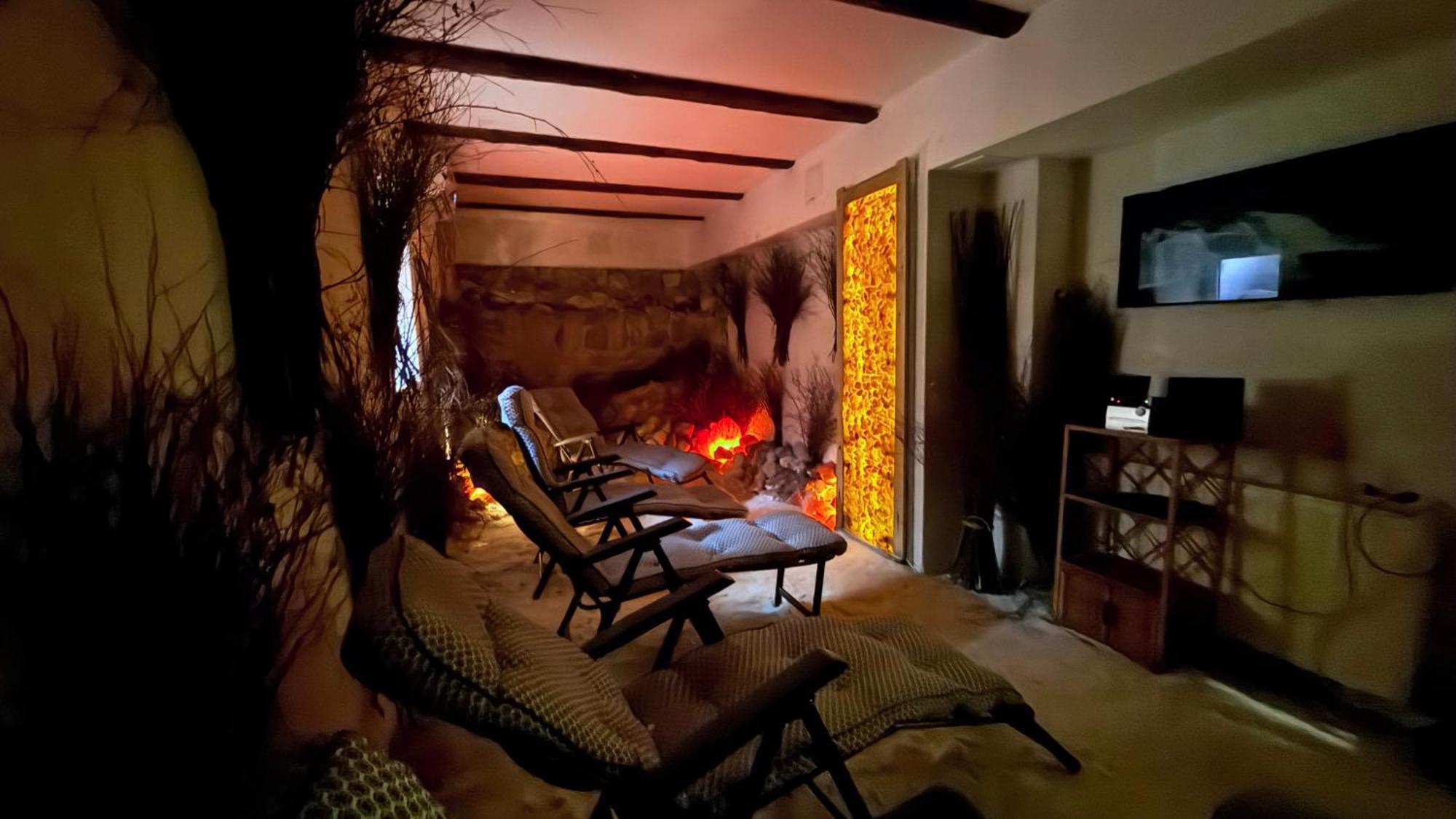 Hotel Krysztal Swieradow-Zdroj Luaran gambar